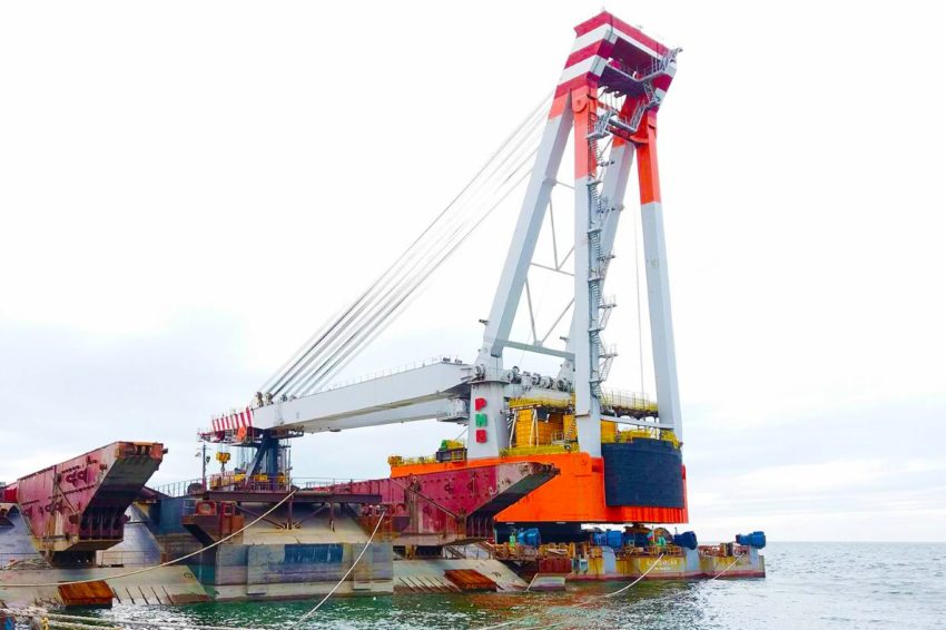 Our new partner is a Crane Ship “Azerbaijan”